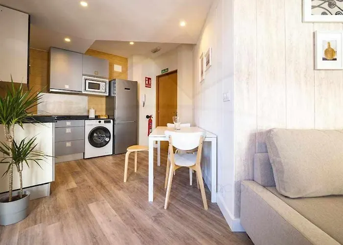 Puerto 1llanes By Silastur *