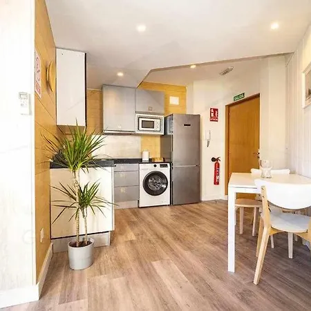 Puerto 1llanes By Silastur アパート リャネス